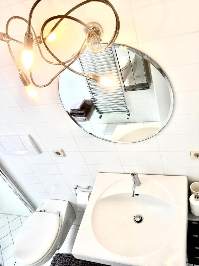 Haus Loretz Lasa Kültér fotó